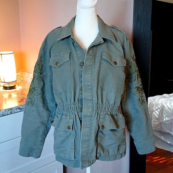 Calvin Klein Jeans Jackets & Blazers - Calvin Klein womens embroidered cargo jacket size S